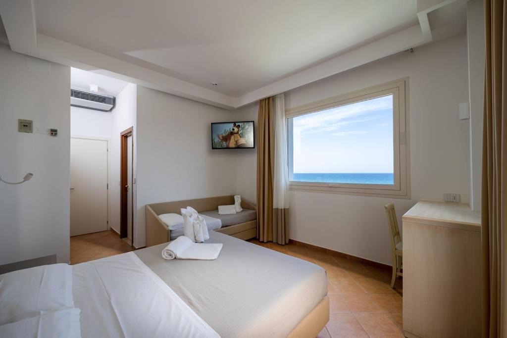 Hotel Trevi - Cattolica Family Resort Esterno foto